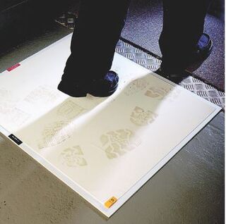 Sterile Dust-Free Areas Mat Cleanstep, Frame with Refill/Refill Only 0.750 x 0.600 - Glomesh